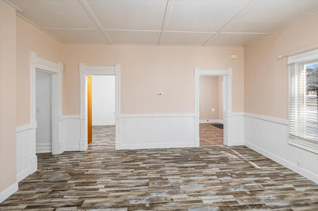 Building Photo - 119 N 200 E