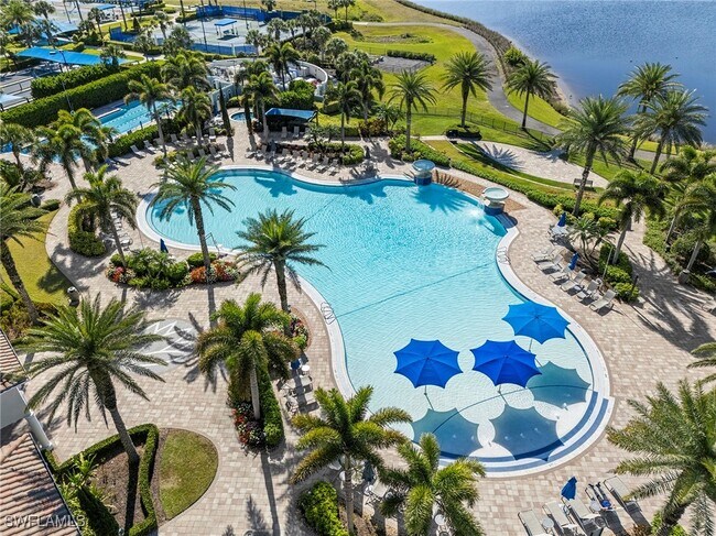 Foto del edificio - 6198 Revelry Ct