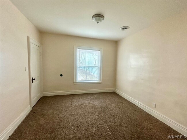 Foto del edificio - 34 Hayden St