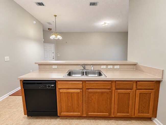 Building Photo - Timothy Landing Condos