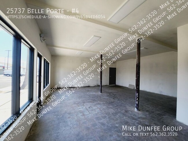 Building Photo - Commercial Storefront (Shell) Space Availa...