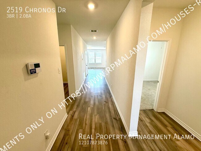 Building Photo - 2519 Chronos Dr