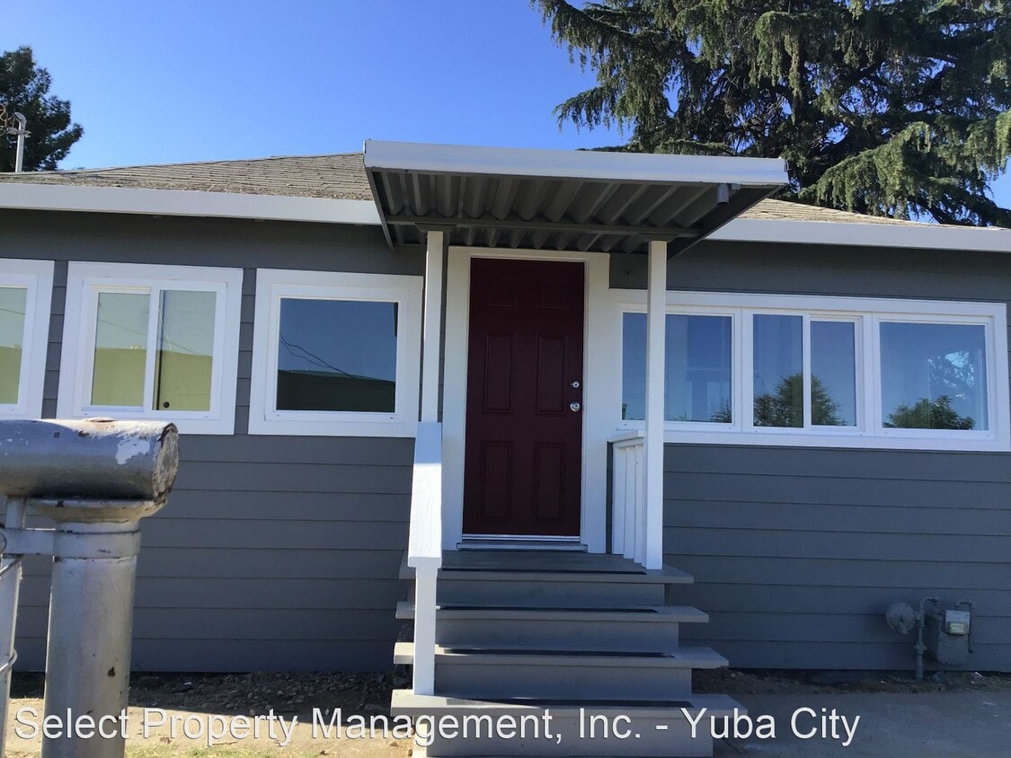 2 br, 1 bath House 1020 11th St House Rental in Marysville, CA