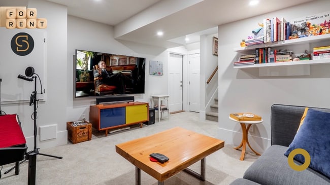 Building Photo - 1308 Forbes Av