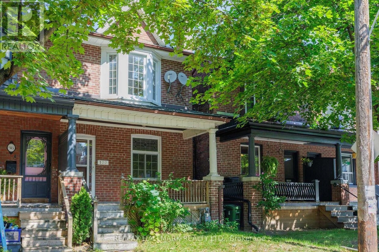 Photo principale - 100 Dearbourne Ave