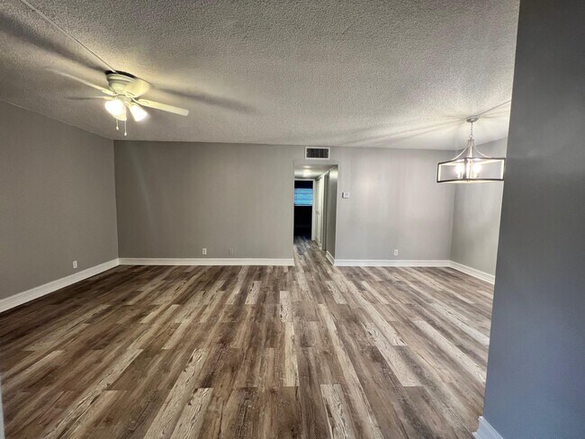 Foto del edificio - 1340 NE 28th Ave