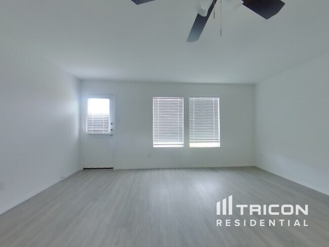 Foto del edificio - 11826 Hermosa Ln