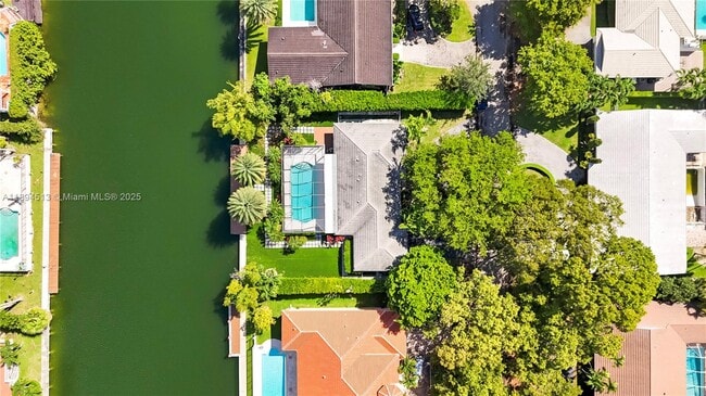 Building Photo - 1441 Agua Ave