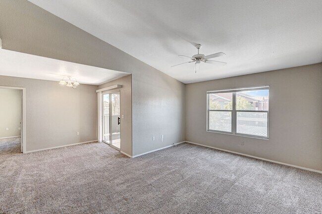 Foto del edificio - 555 E Silverado Ranch Blvd