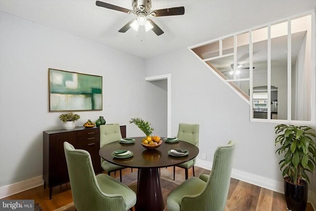 Foto del edificio - 1825 E Harold St