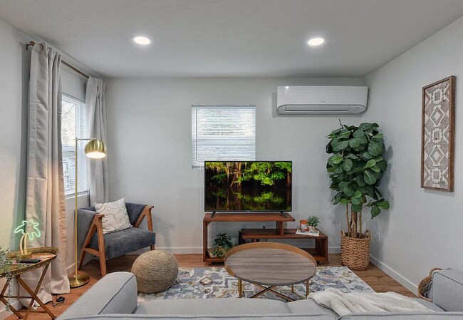 Foto del edificio - 610 Plum St