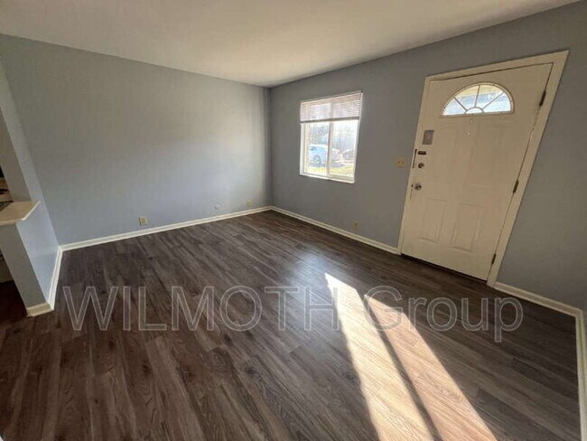 Foto del edificio - 322 N Clark St