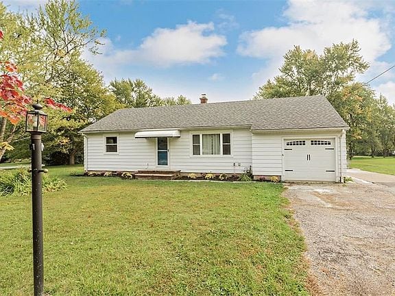 Foto principal - 10693 Beechwood Dr