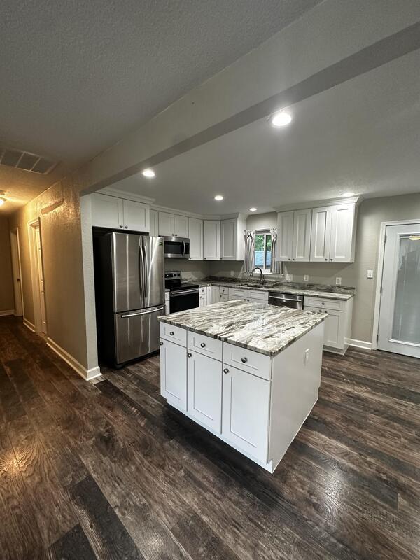 Building Photo - 3364 Brandywine Dr