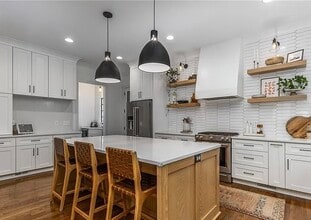 Building Photo - 2571 Temple Johnson Rd SW