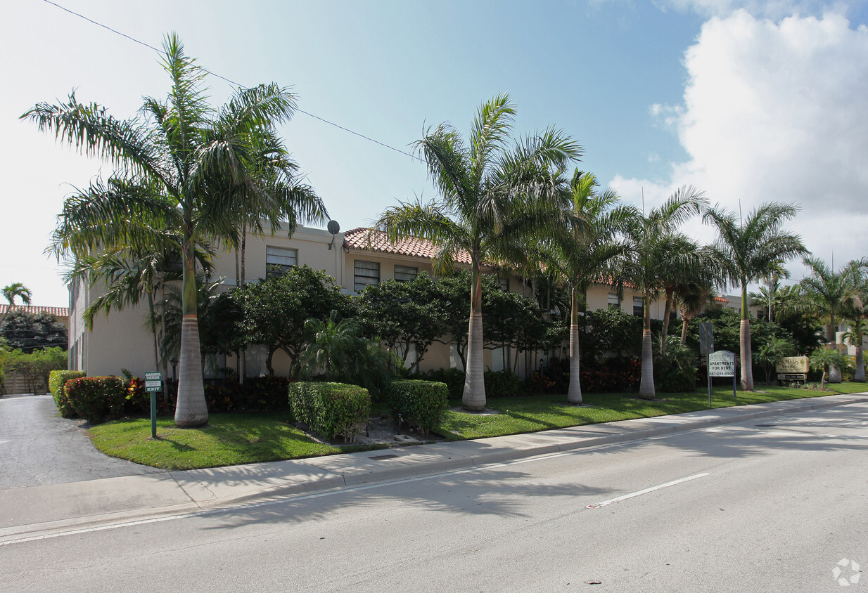 Primary Photo - Camino Verde Rental Apartments