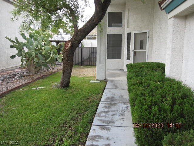 Building Photo - 1621 British Cup Dr