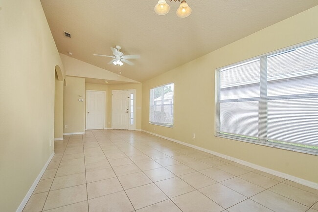 Building Photo - 7426 Oxford Garden Cir