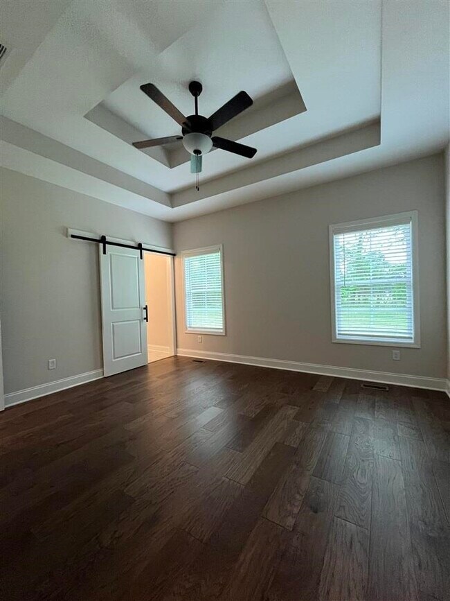 Foto del edificio - 1065 County House Ln