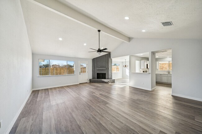 Foto del edificio - 1419 Fieldstone Dr