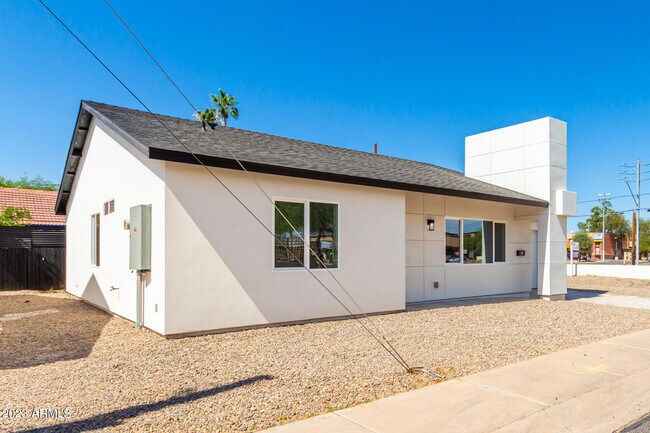 Building Photo - 1638 24TH St