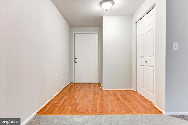 Foto del edificio - 18110 Chalet Dr
