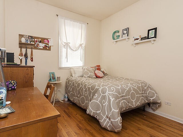 Foto del edificio - 2127 W Schiller St