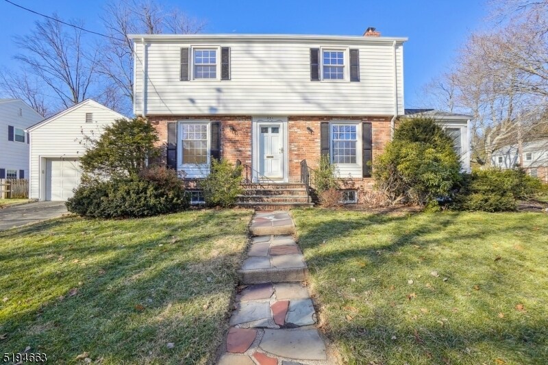 Primary Photo - 231 Short Hills Ave