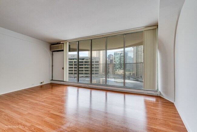 Foto del edificio - 300 N State St