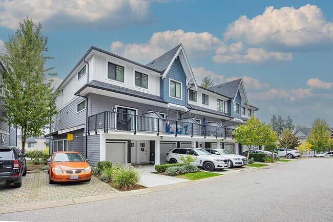 Building Photo - 2888-2156 156 St