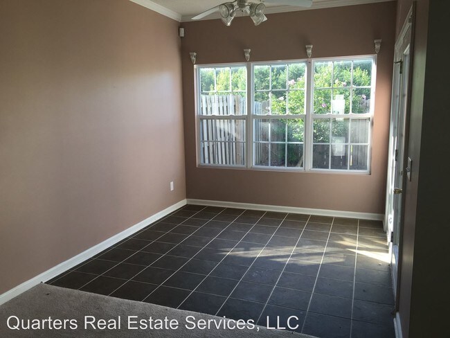 Building Photo - 1604 Olivers Crossing Cir