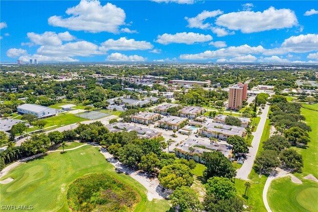 Foto del edificio - 1830 Maravilla Ave