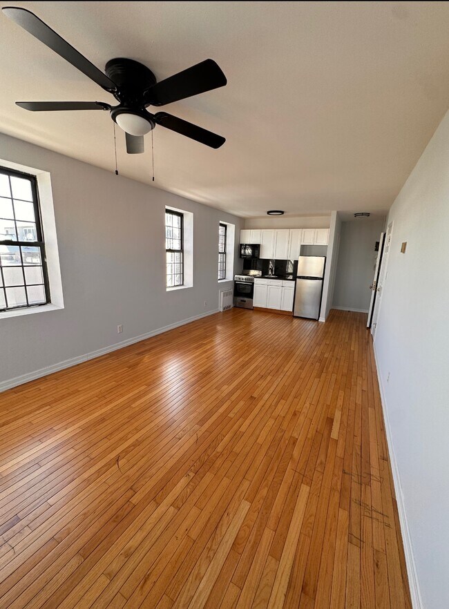 Foto del edificio - 890 W Beech St