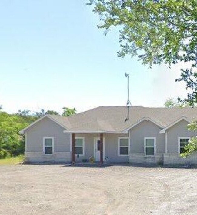 Building Photo - 2332 CR 314