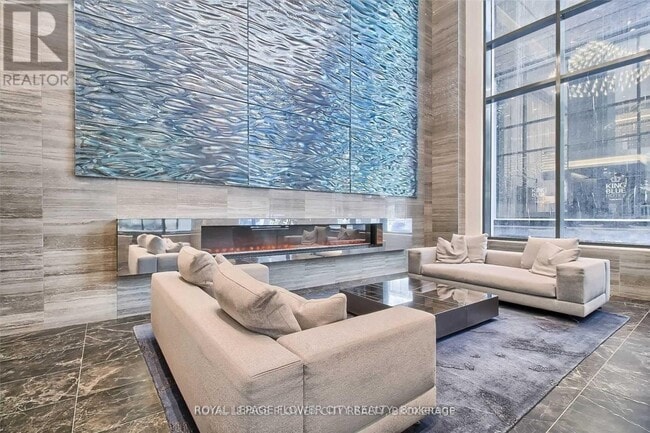Building Photo - 115-3115 Blue Jays Way