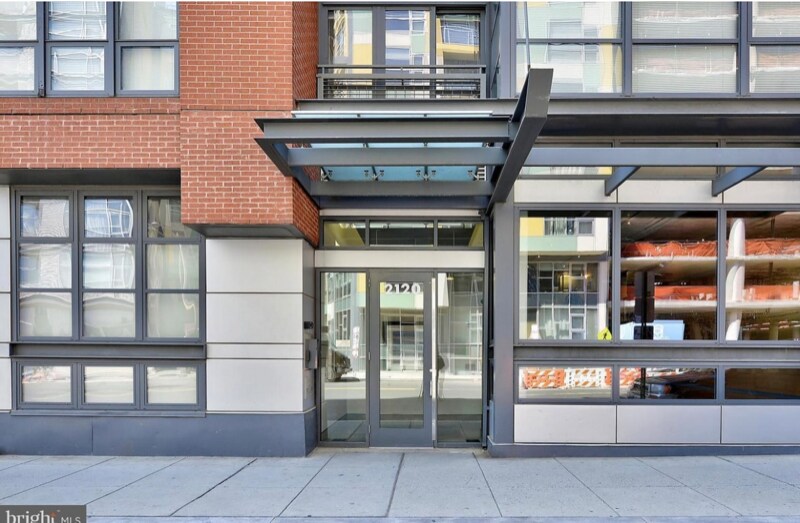 Foto principal - 2120 Vermont Ave NW