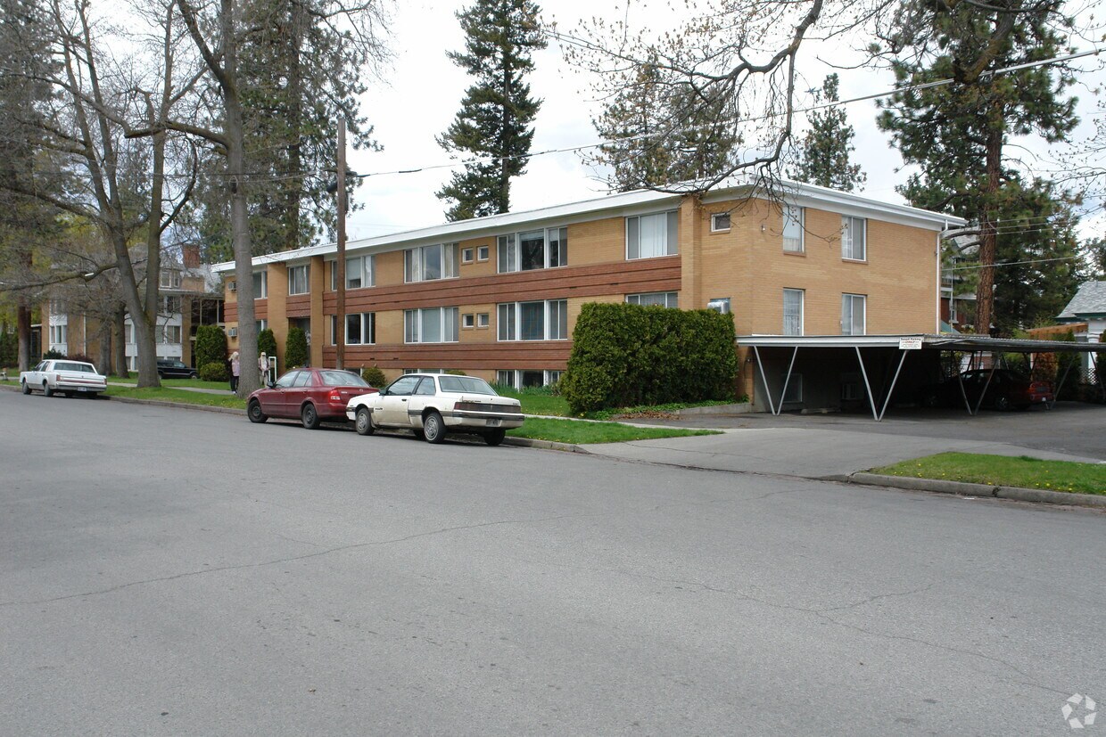 Building Photo - 2126 W Pacific Ave