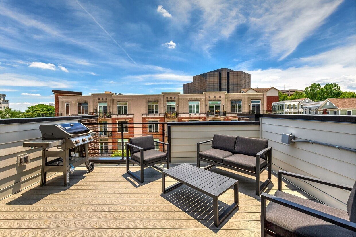 Foto principal - 2996 Belwood St