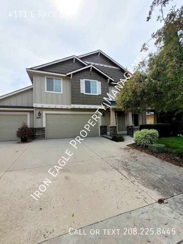 Foto principal - 4171 E Race St