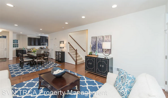 Building Photo - 3 br, 3.5 bath House - 2016 Connecticut Lane
