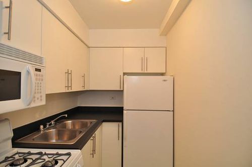 Foto principal - 536 W Addison St