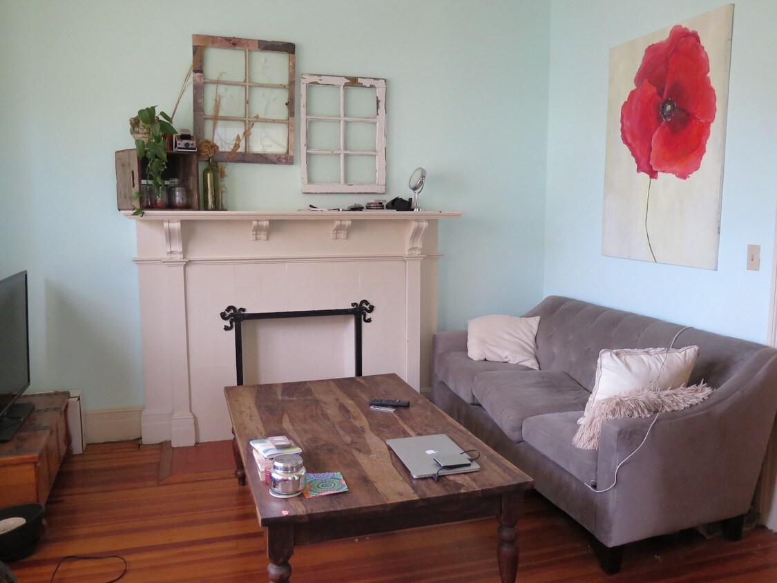 Primary Photo - 416 Bloomfield Ave