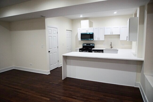 Foto del edificio - 4313 S King Dr