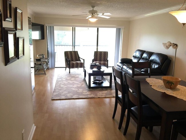Building Photo - 4381 Trevi Ct