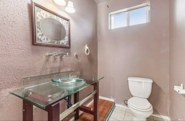 Foto del edificio - 507 Kings Way