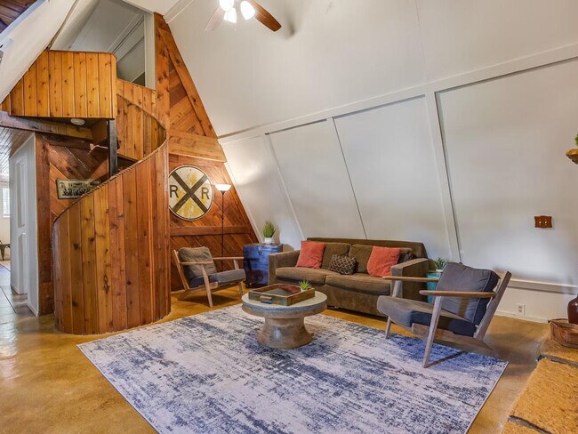 Foto del edificio - 1930 N Wheat Rd