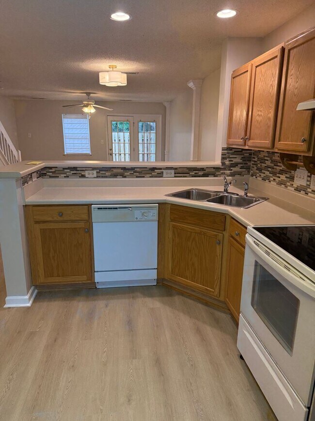 Foto del edificio - Rachels Keep Townhome