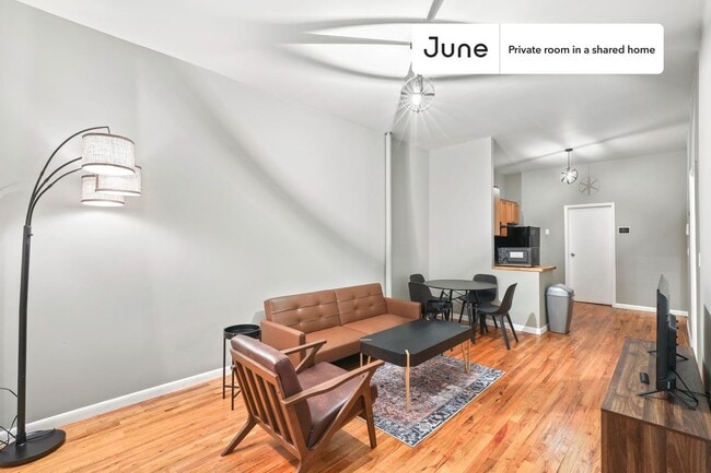 Building Photo - Room in Shared 4 bed/2 bath home