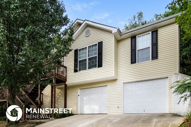 Building Photo - 6820 Summit View Dr
