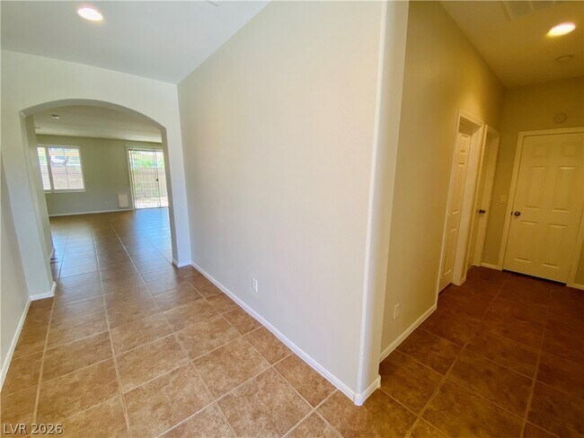 Building Photo - 7621 Port Orchard Ave